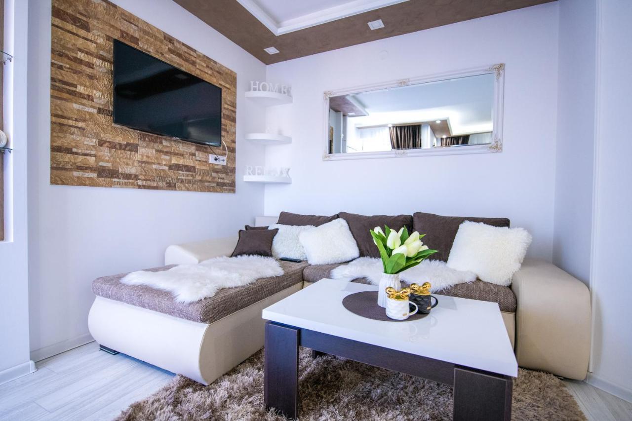 Apartman Nina II Сремска Митровица Екстериор снимка