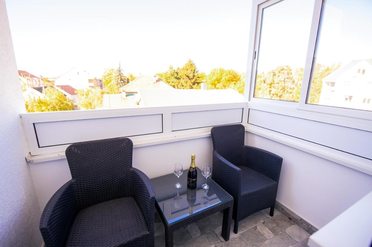 Apartman Nina II Сремска Митровица Екстериор снимка